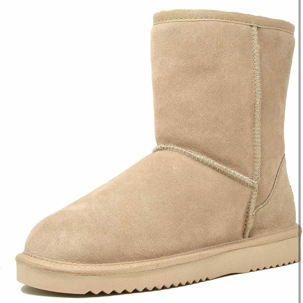 Size 8 SODA winter boots